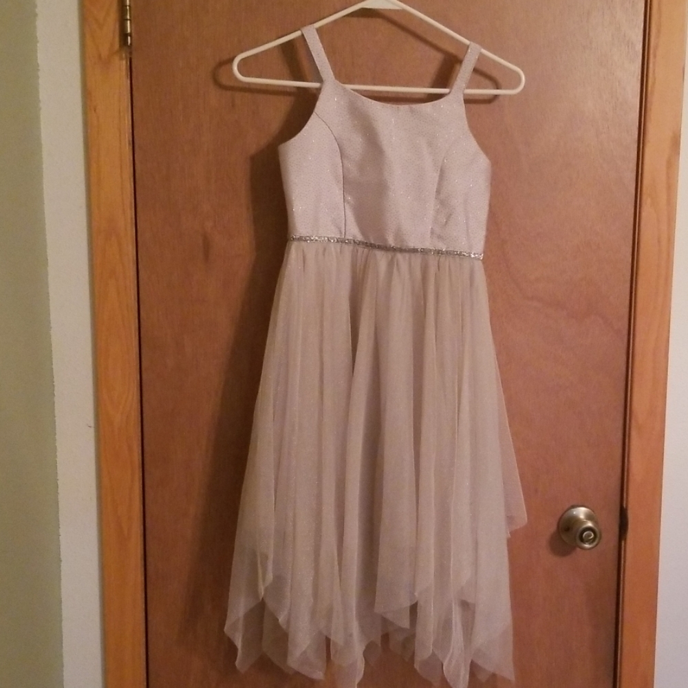 Girls party dress, size medium